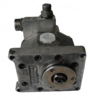 Pompa wspomagania LIAZ 300    UB 16R.10 na wymian